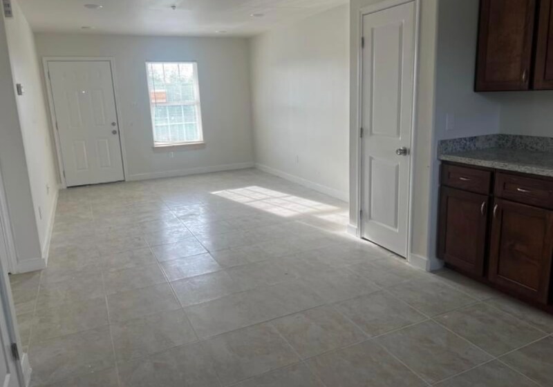 Building Photo - 2802 Pecan St
