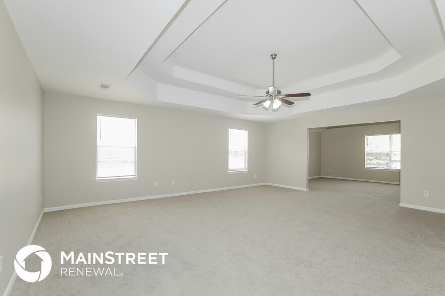 Building Photo - 1010 Baltic Way