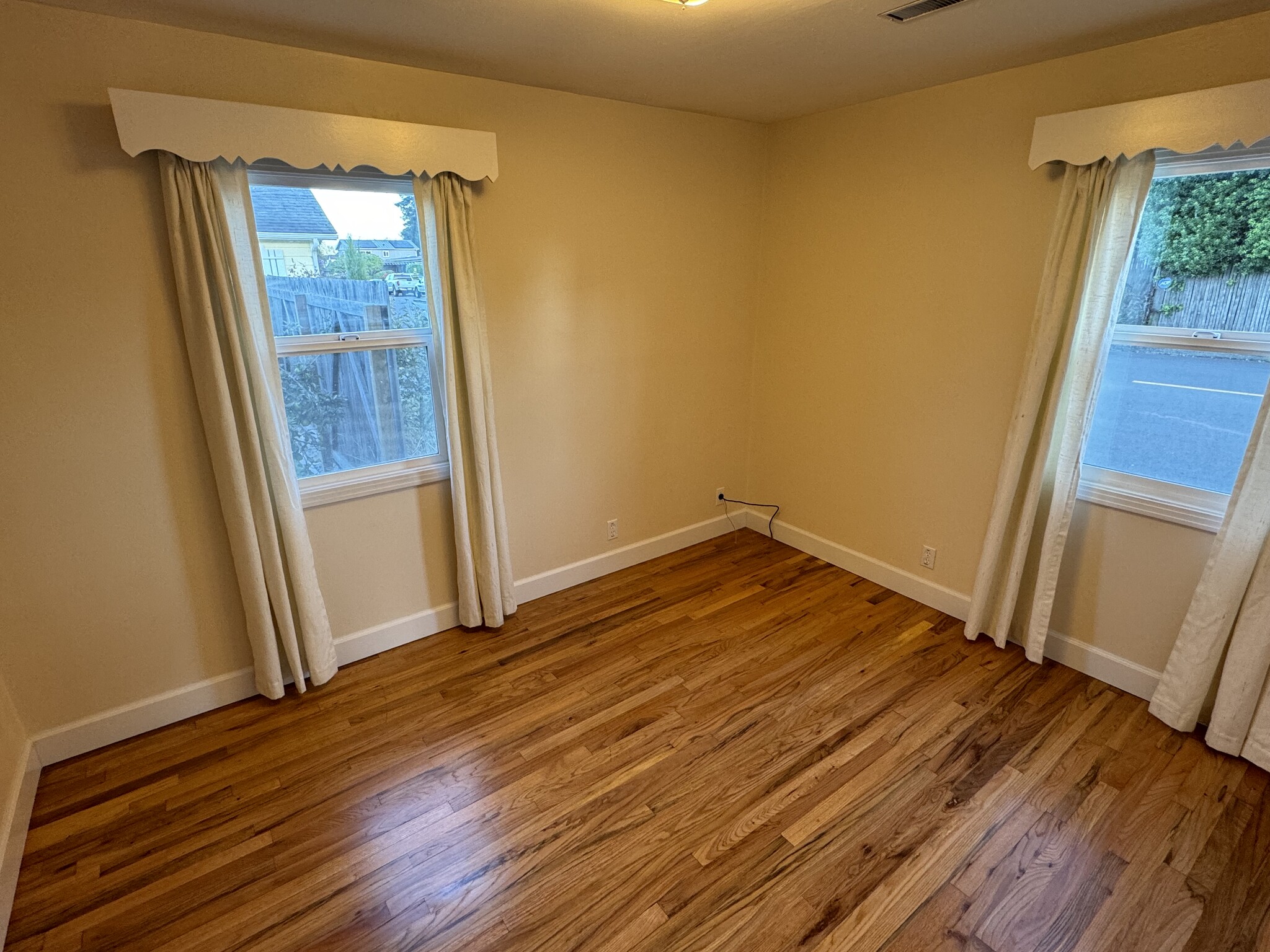Building Photo - 3545 Dolbeer St
