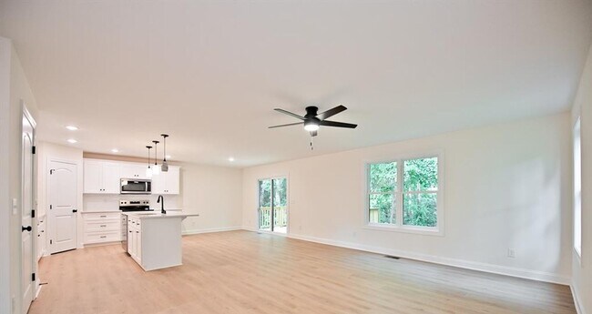 Building Photo - 1211 Brecken Court