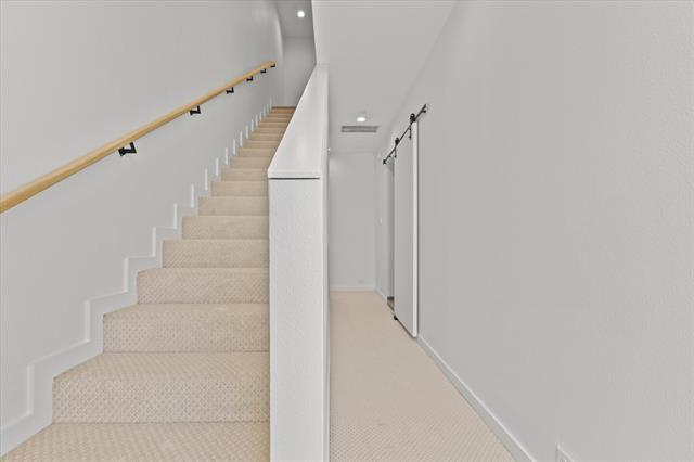 Building Photo - 4210 Delano Pl
