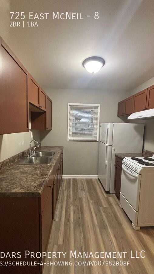 Building Photo - 725 East McNeil-8