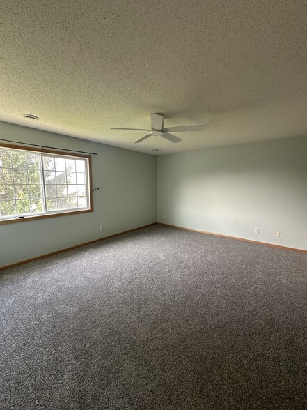 Building Photo - 1209 Timber Way