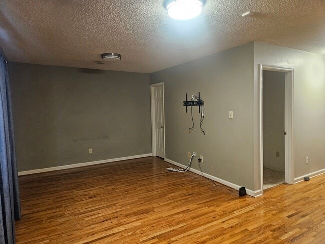 Building Photo - Knoxville 37934 - Beautiful 4-Bedroom, 2.5-Bath Home with Bonus Room in Desirable Farragut – 2,62...
