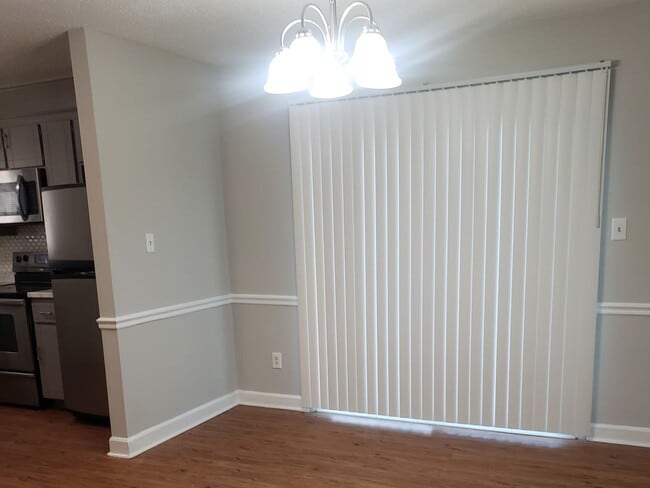 Building Photo - Adorable 3 Bedroom Home in Hemby Bridge!