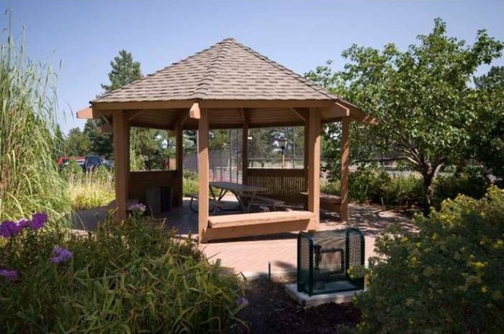 gazebo - 3393 Madison Ave