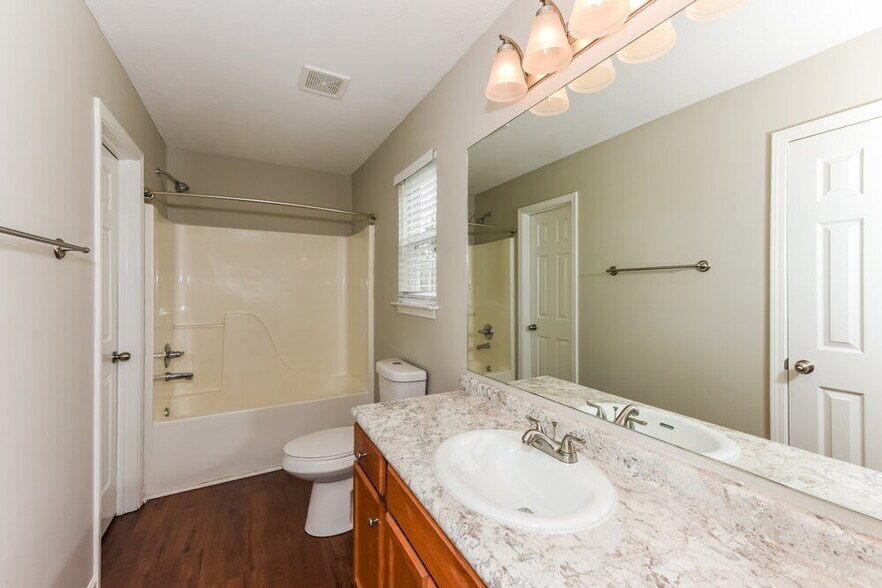 Building Photo - 143 Howard Woody Dr