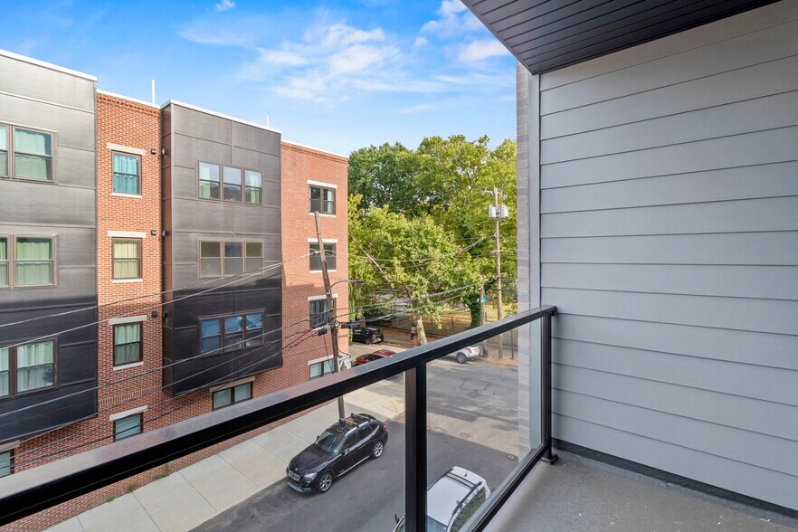 Building Photo - 2625 W Jefferson St