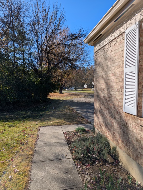 Building Photo - 5900 Deer Run Dr