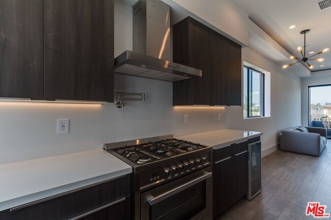 Building Photo - 4826 Pickford St