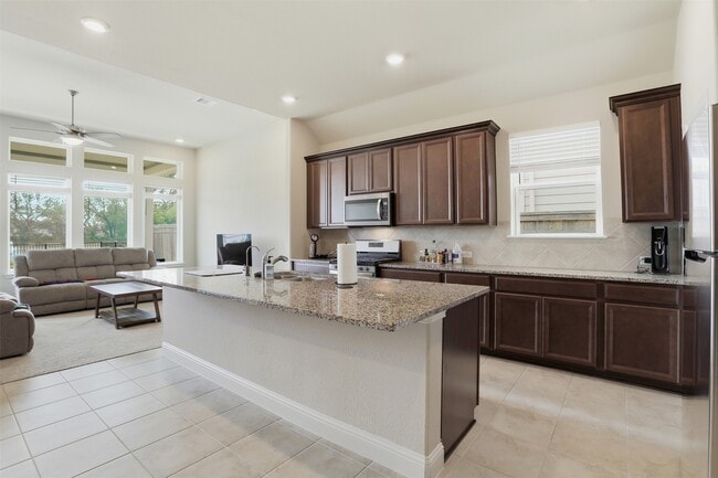 Building Photo - 1722 Anchor Breeze Dr
