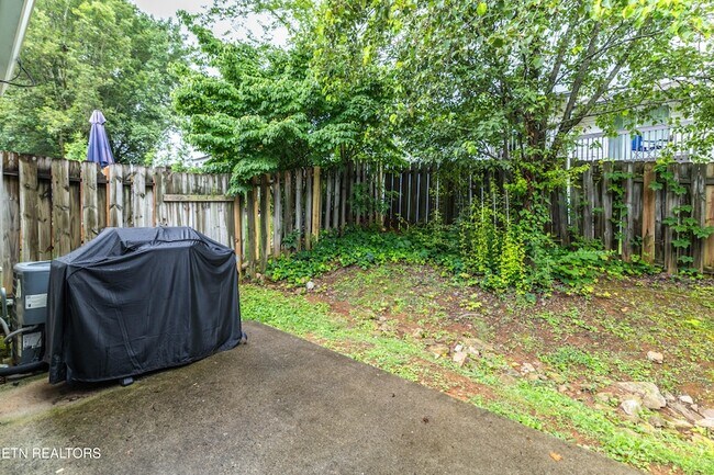 Building Photo - 1315 Lucy Way