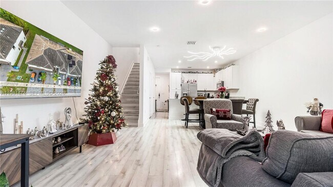 Building Photo - 23424 SW 110th Ave