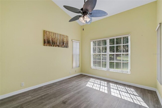 Building Photo - 12728 Flamingo Pkwy