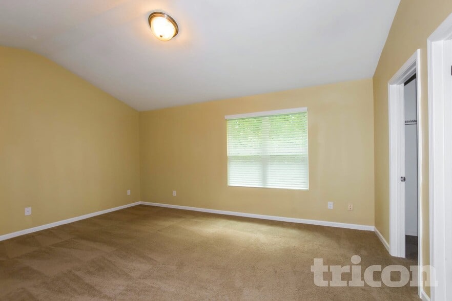 Building Photo - 4907 Magnasco Ln