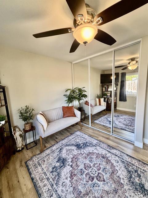 Building Photo - 4863 Gardenia St