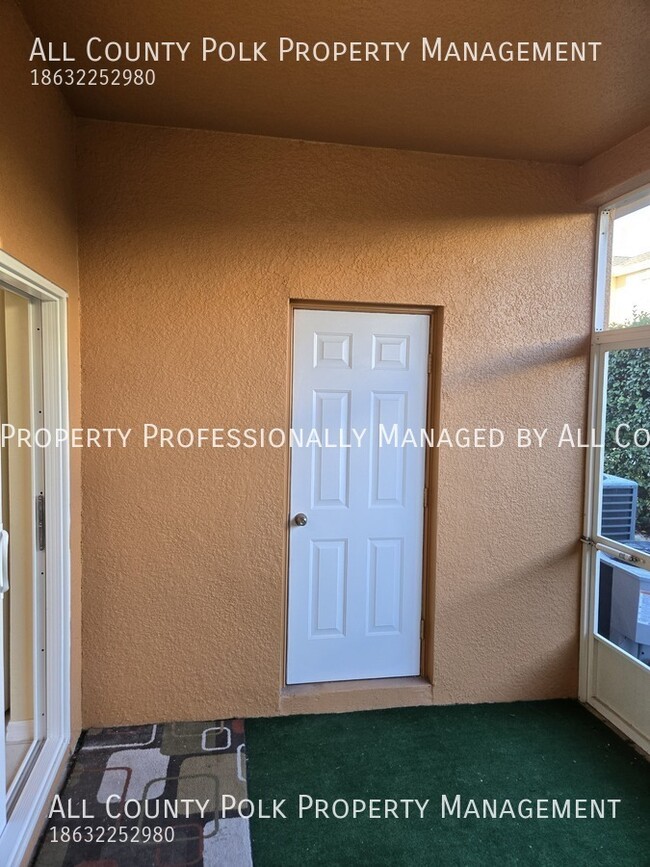 Building Photo - Awesome Townhouse for Rent in Lakeland!