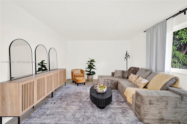 Building Photo - 51 NE 56th Ct