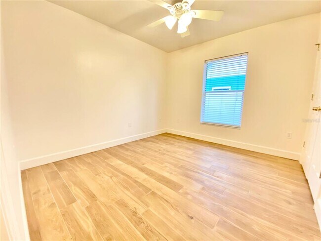 Building Photo - 4286 Shadow Creek Cir