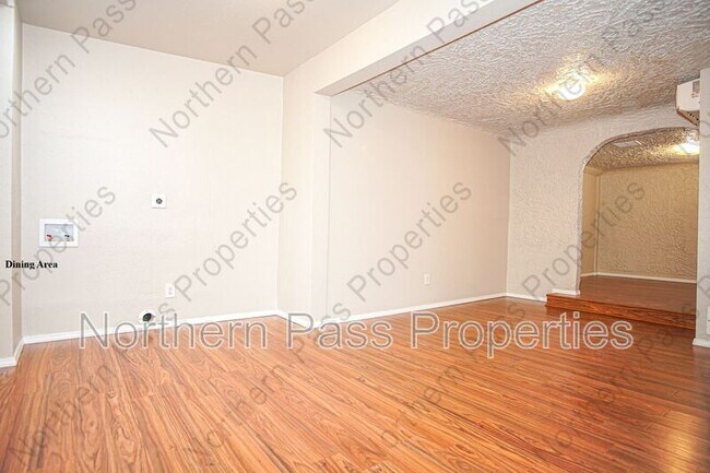 Building Photo - 3512 Idalia Ave