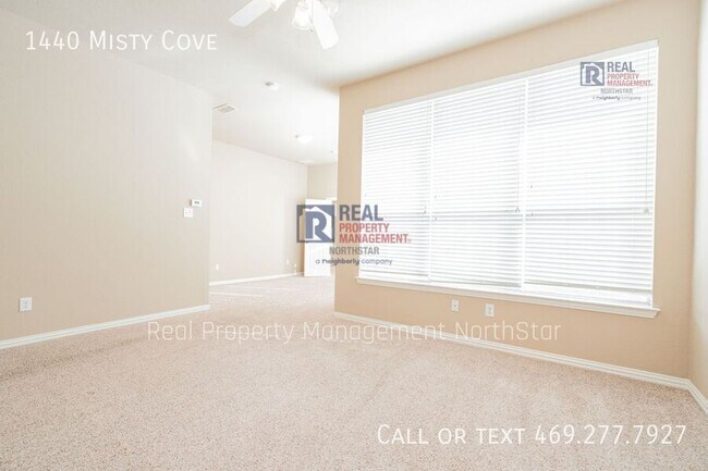 Building Photo - 1440 Misty Cove Dr