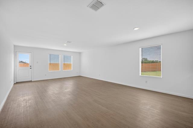 Building Photo - 3703 Longleaf Dr