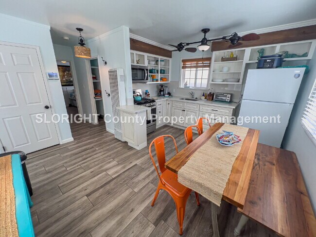 Building Photo - AVAILABLE NOW - Modern Furnished Two-Bedroom Beachside Retreat in Pismo Beach - 2 Bed / 2 Bath