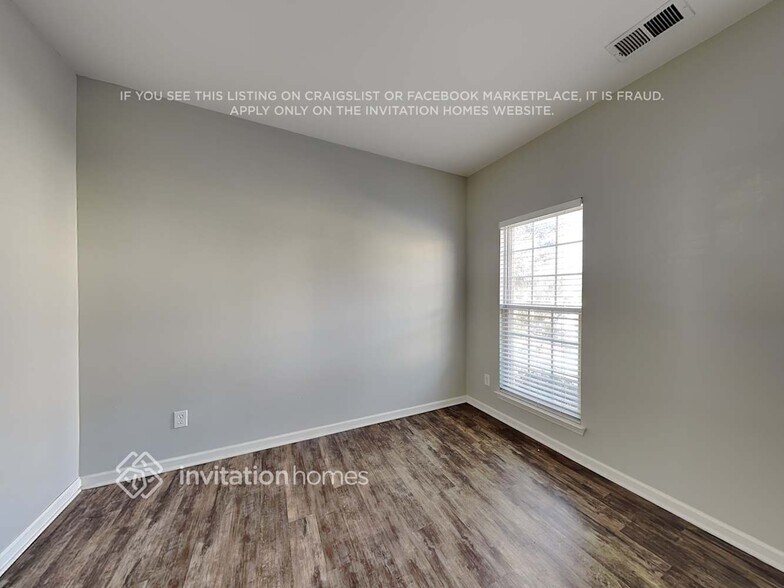 Building Photo - 12145 Autumn Winds Ln