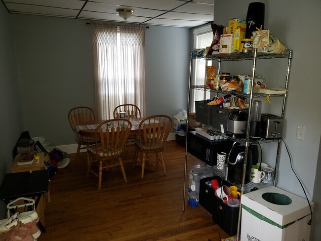 Primary Photo - 16 Watkins Ave