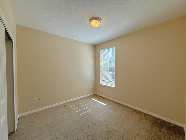 Building Photo - 8256 Maritime Flag St