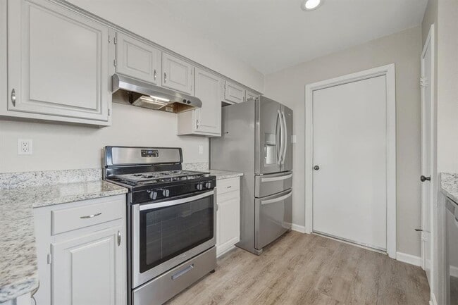 Building Photo - 4615 Sidereal Dr