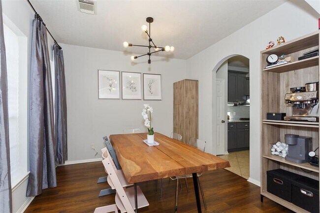 Building Photo - 3122 Glencullen Ln