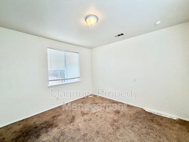 Building Photo - 31409 Orchard Ln