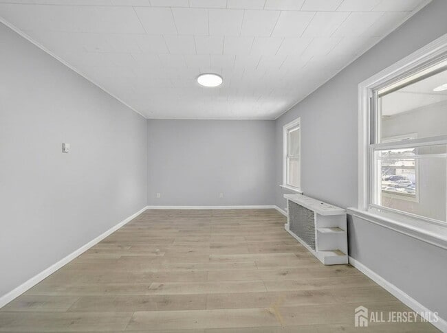 Building Photo - 125 Lowell St