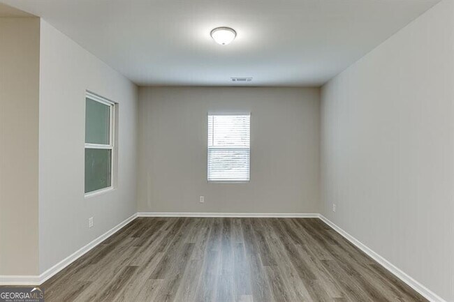 Building Photo - 145 Alexander Ln