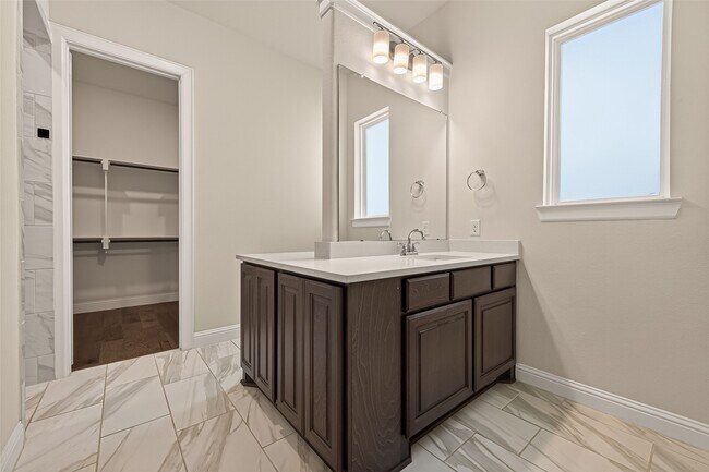 Building Photo - 616 Cape Capri Dr