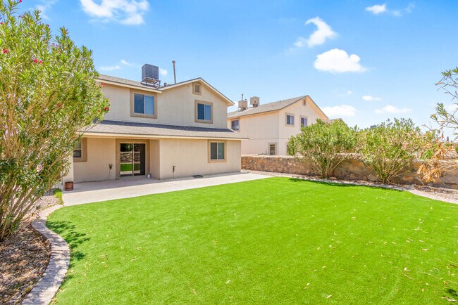 Building Photo - 14029 Volcanic Rock Dr