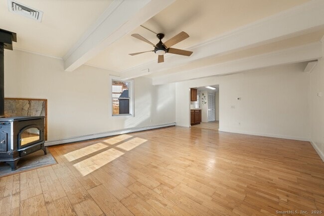 Building Photo - 120 Obtuse Hill Rd