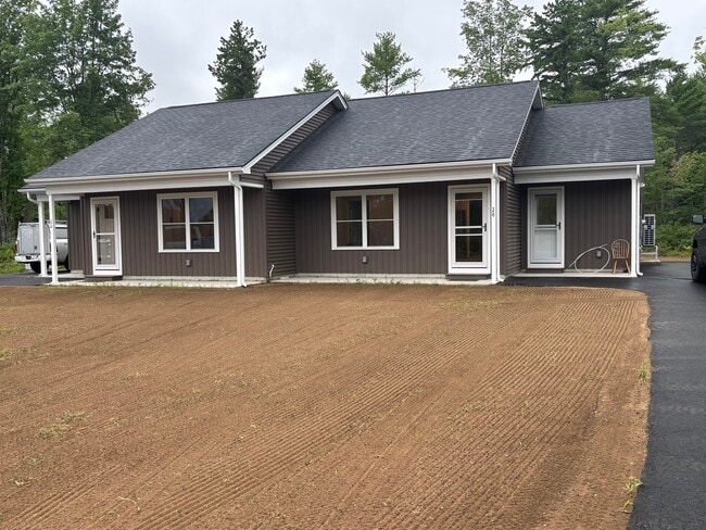 Building Photo - 15 Azalea Dr
