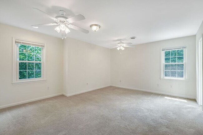 Building Photo - 94 Cleremont Dr
