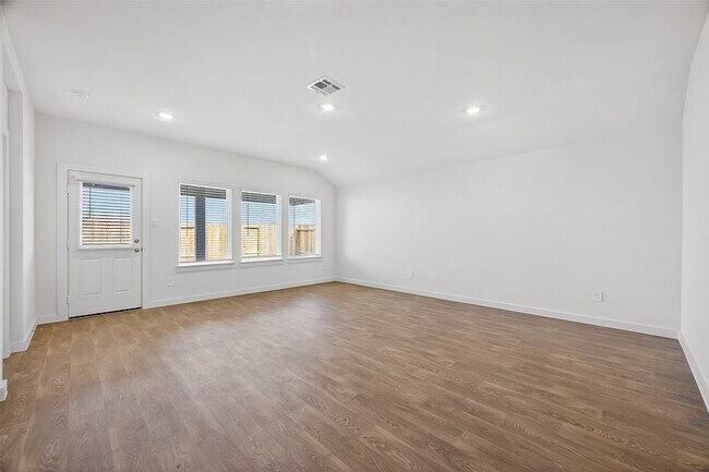 Building Photo - 5927 Orchid Crst Ln