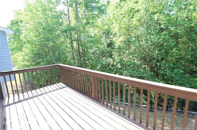 Building Photo - 240 Mystwood Hollow Cir