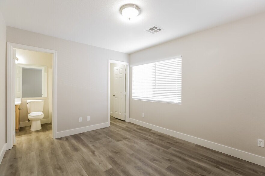 Building Photo - 5589 Vision Quest Ct