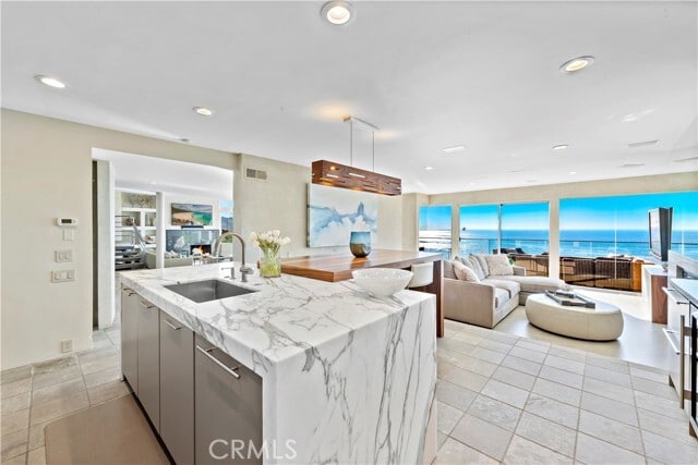 Building Photo - 535 Dunnegan Dr