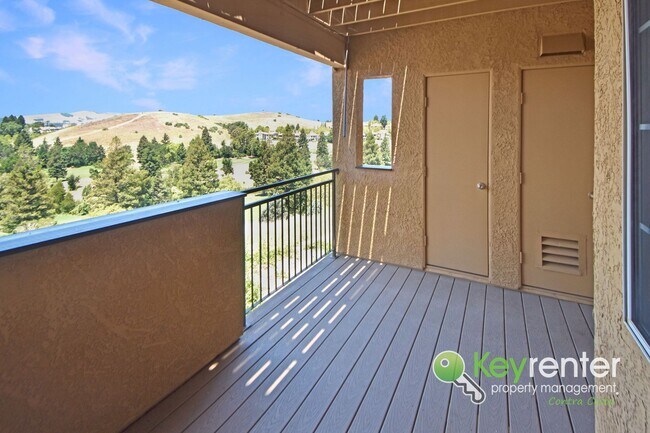 Building Photo - Views and more Views! Beautiful 1 Bedroom Condo within Gated Community