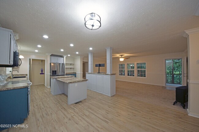 Building Photo - 158 State Rd 1319
