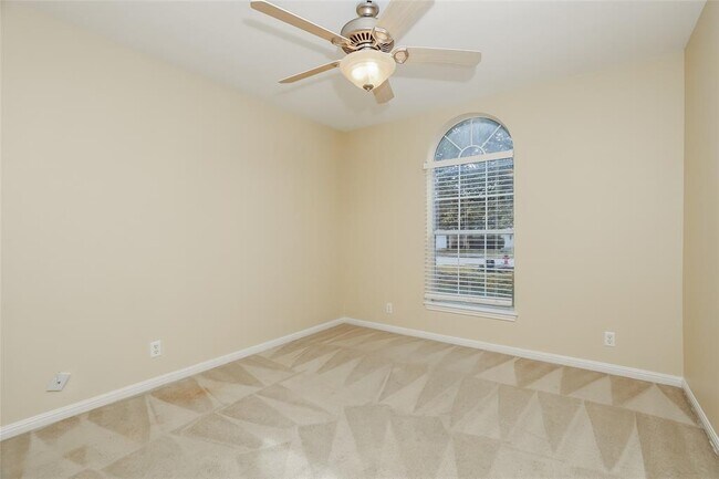 Building Photo - 1561 Kenneys Way