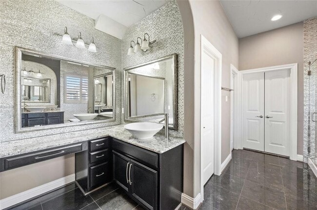 Building Photo - 8501 High Summit Ln