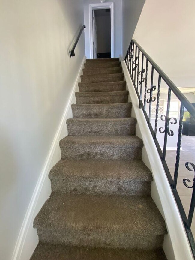 Building Photo - Welcome Home