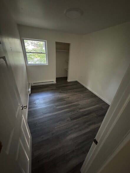 2 bedroom $1700 - 27 Hillside Ave